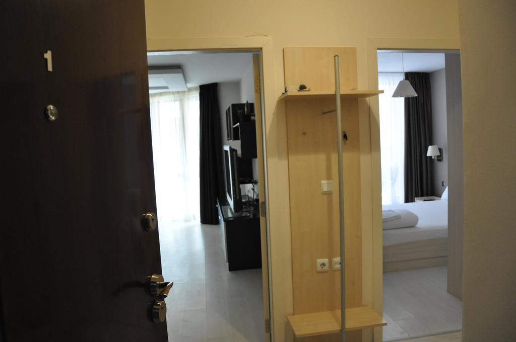 Black Sea Brееze Apartment Varna Buitenkant foto